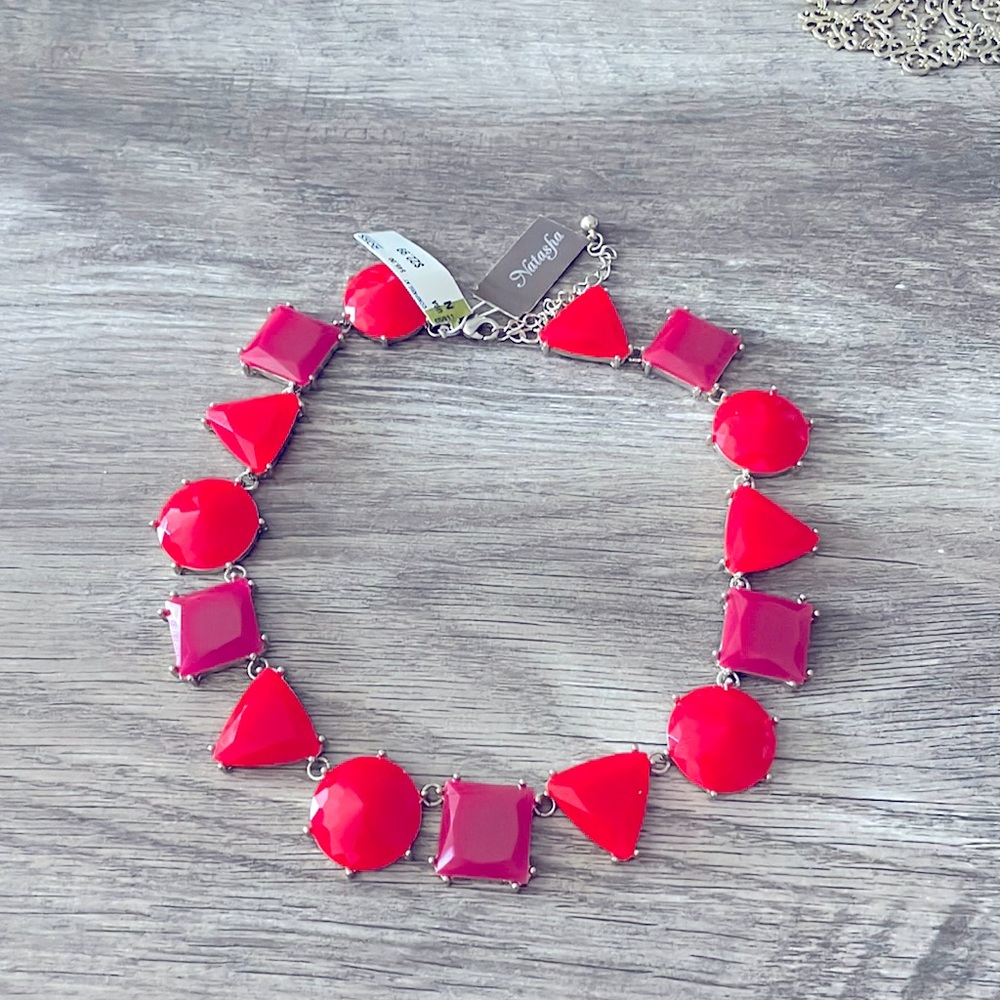 Natasha shape Necklace